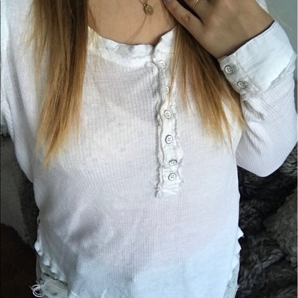 FREE PEOPLE white long sleeve Henley